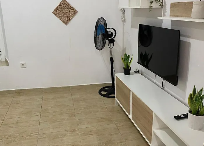 Alameda Apartment *